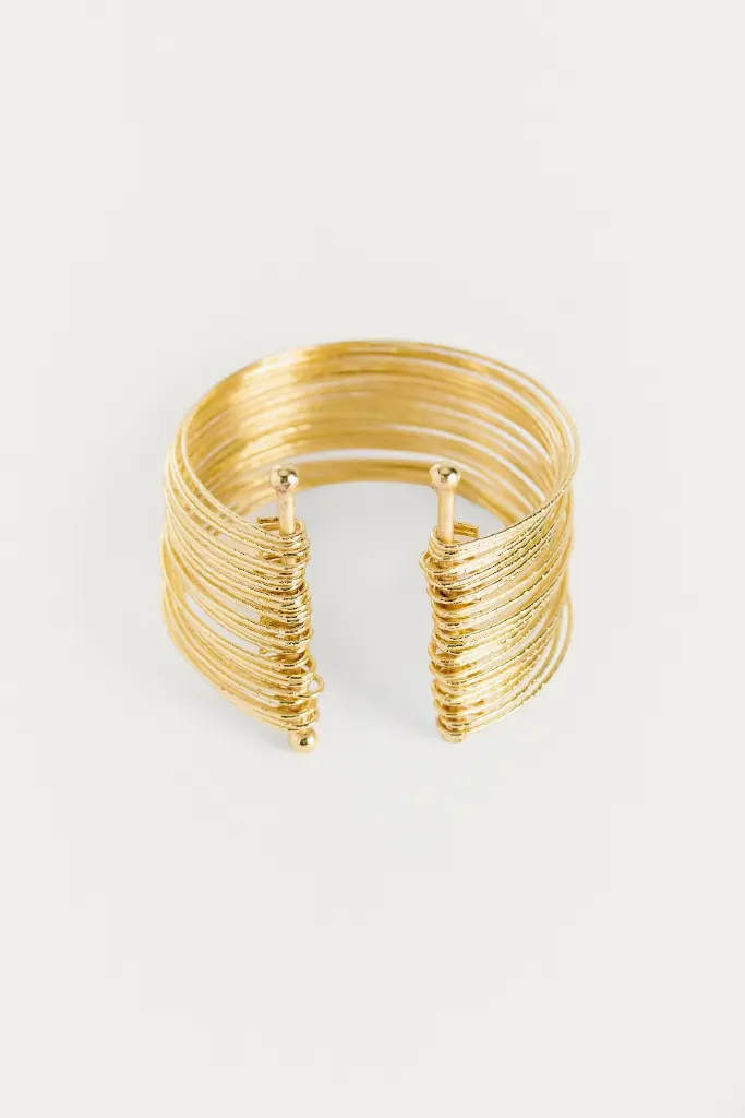 Layered Hand Cuff