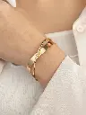 TwistAura Handcuff