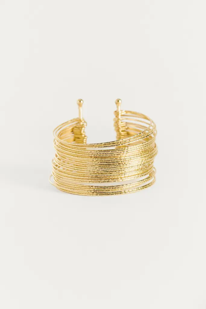 Layered Hand Cuff