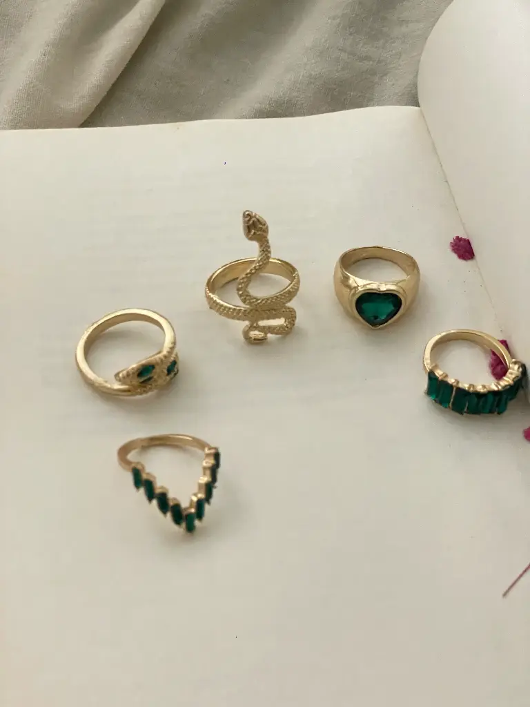Lush Emerald Ring Set