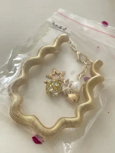 Cutesy Spiral Bracelet