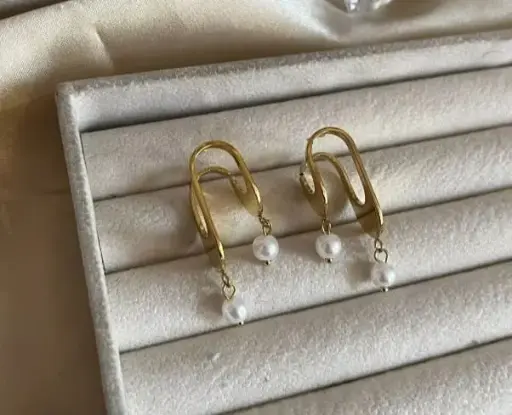 Twofold Pearl Earrings