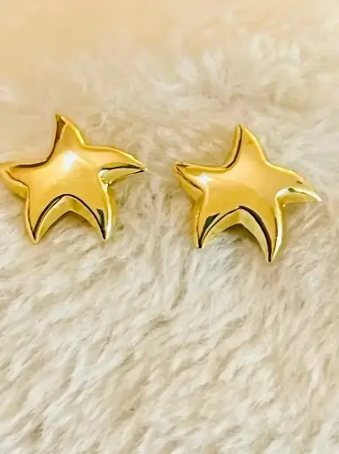 Twinkling star earrings