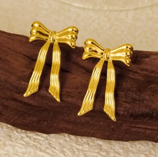 Bow tales earrings