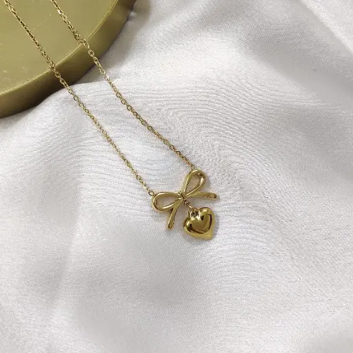 Lovers knot necklace